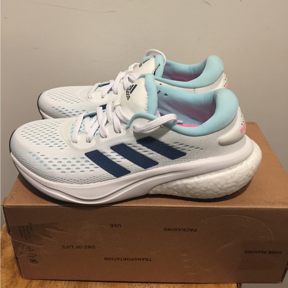 New Adidas Supernova 2 W - Picture 3 of 7